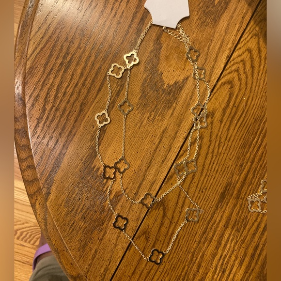 Clover Necklace & Bracelet Set - Gold New - Picture 3 of 5
